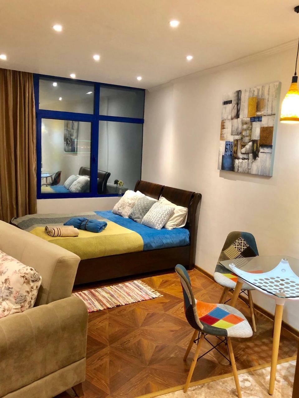 Cozy Bright Apartment With Amazing Sea View Batumi Kültér fotó