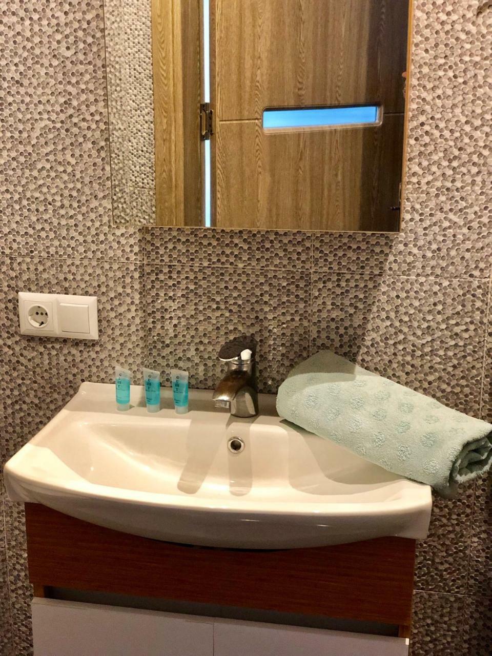 Cozy Bright Apartment With Amazing Sea View Batumi Kültér fotó